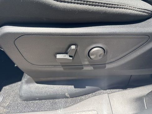 New 2026 RAM 1500 Big Horn AWD/4WD image 10