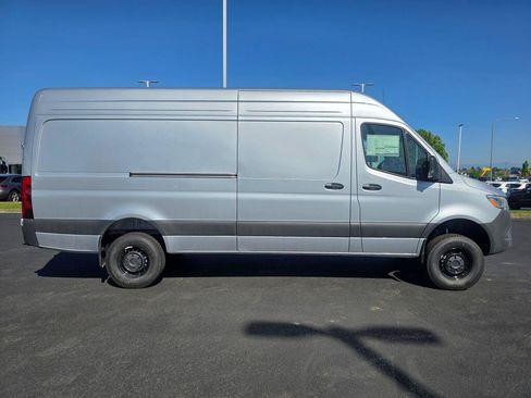 New 2026 Mercedes-Benz Sprinter 2500 image 7