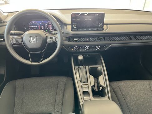 Used 2025 Honda Accord SE image 11