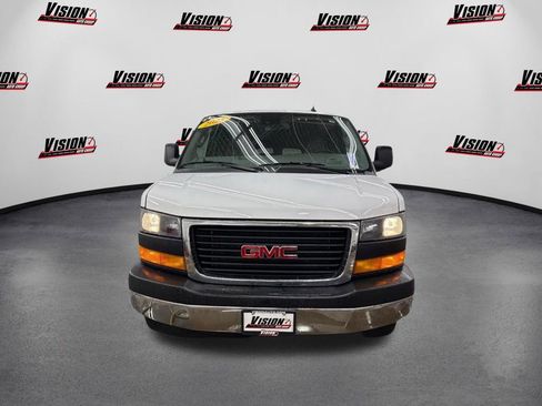 Used 2025 GMC Savana 3500 LT w/ LT Preferred Equipment Group image 2