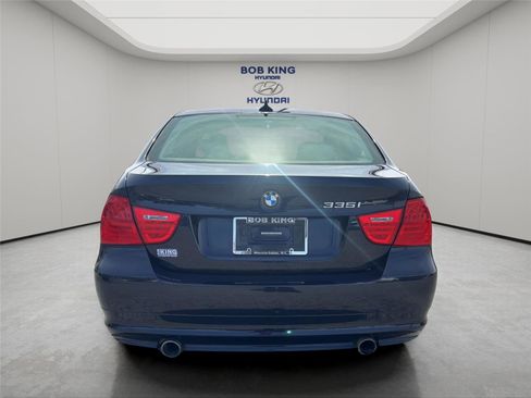 Used 2010 BMW 335i Sedan image 4