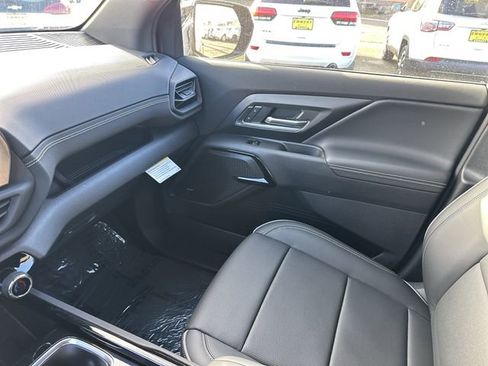 New 2026 Chevrolet Silverado EV LT w/ Plus Package image 24