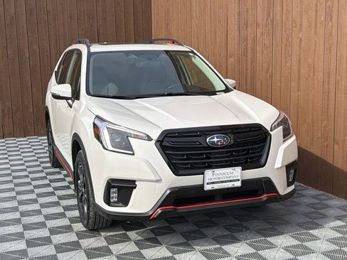 Used 2023 Subaru Forester Sport image 9