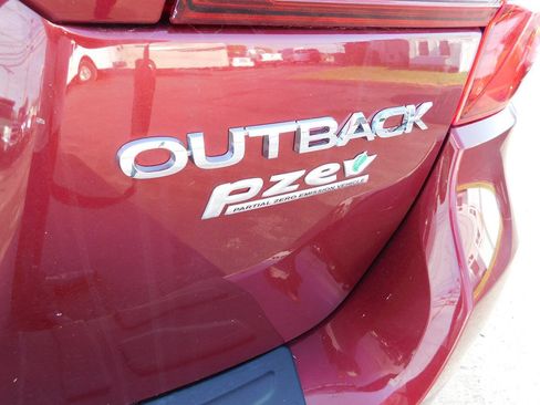 Used 2017 Subaru Outback 2.5i Limited AWD/4WD image 34