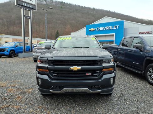 Used 2018 Chevrolet Silverado 1500 LT w/ All Star Edition AWD/4WD image 2