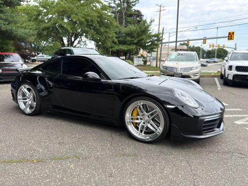 Used 2018 Porsche 911 Turbo S AWD/4WD image 3