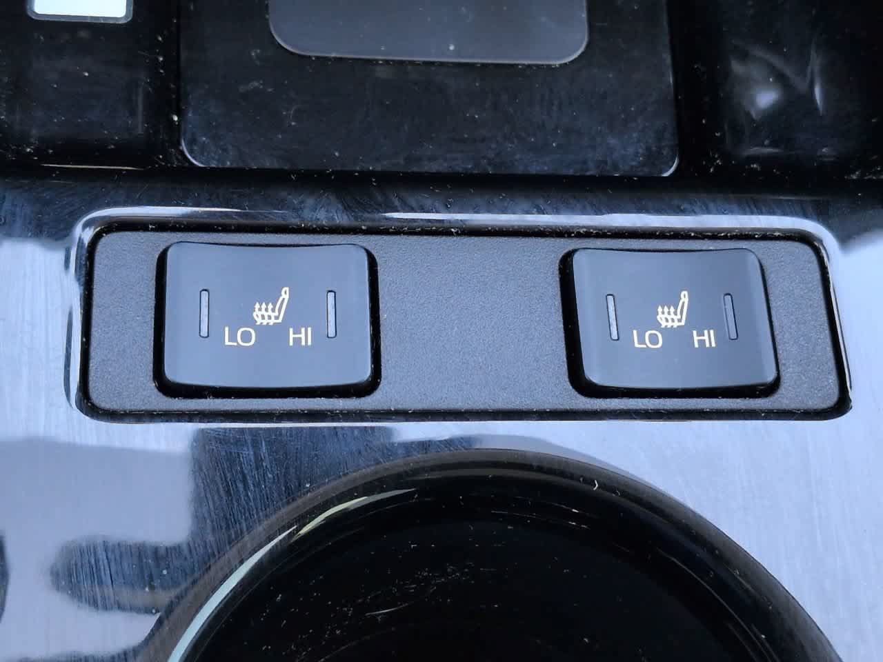 Certified 2021 Toyota Prius XLE FWD image 21