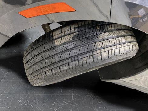 Used 2022 Chevrolet Equinox LT image 47