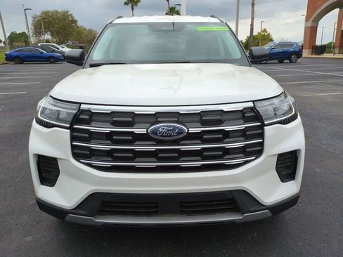 New 2026 Ford Explorer Active image 3