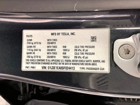 Used 2025 Tesla Model 3 Long Range RWD image 35