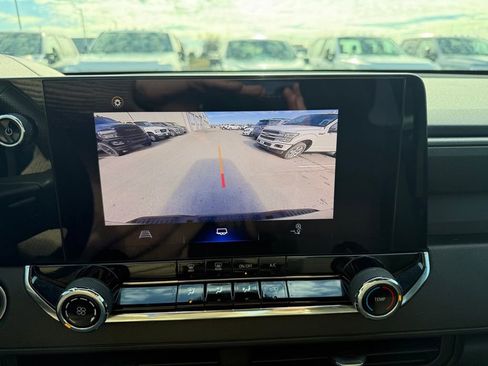 Used 2023 Chevrolet Colorado Trail Boss image 25