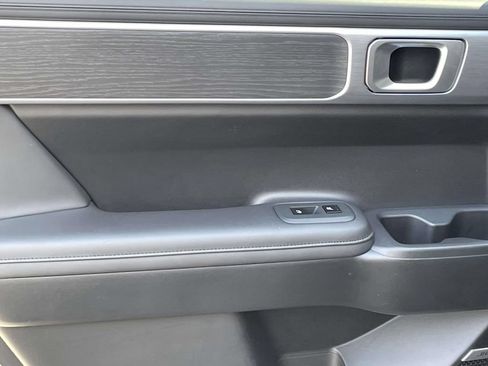 Certified 2025 Hyundai Santa Fe Limited FWD image 11