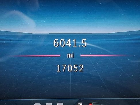 Used 2025 Mercedes-Benz C 300 4MATIC Sedan image 23