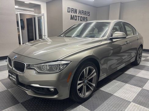Used 2018 BMW 330i xDrive Sedan AWD/4WD image 2