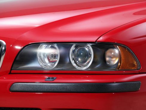 Used 2003 BMW M5 image 16