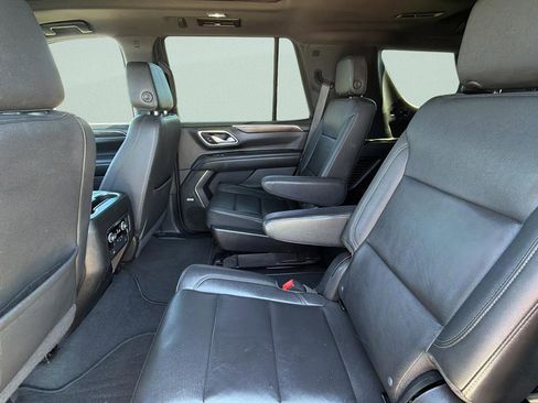 Used 2023 Chevrolet Tahoe Z71 AWD/4WD image 18
