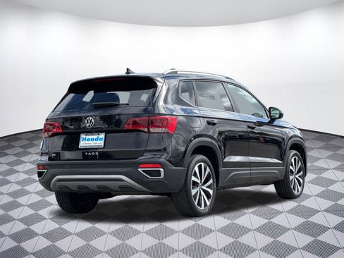 Used 2022 Volkswagen Taos SE image 8