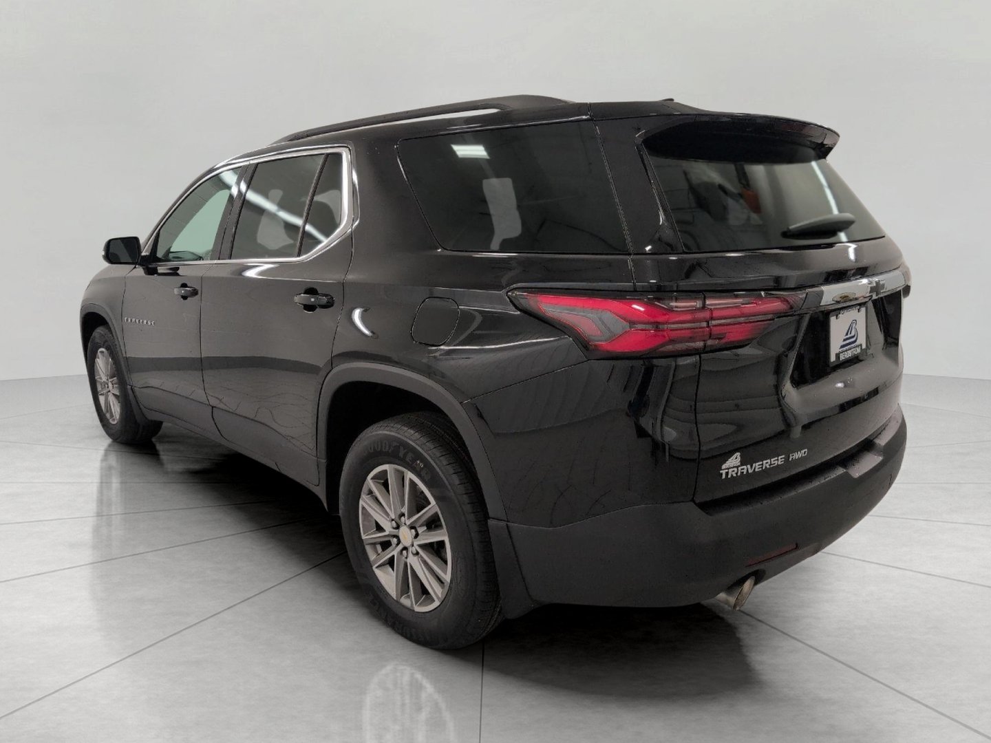Used 2023 Chevrolet Traverse LT AWD/4WD image 21