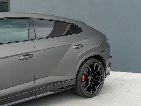 Used 2023 Lamborghini Urus S AWD/4WD image 25