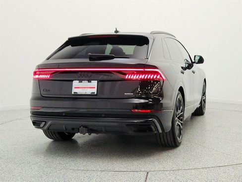 Used 2023 Audi Q8 Prestige w/ Prestige Package AWD/4WD image 6