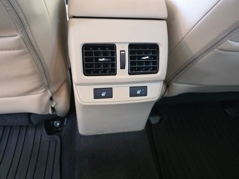 Used 2015 Subaru Outback 2.5i Limited image 18