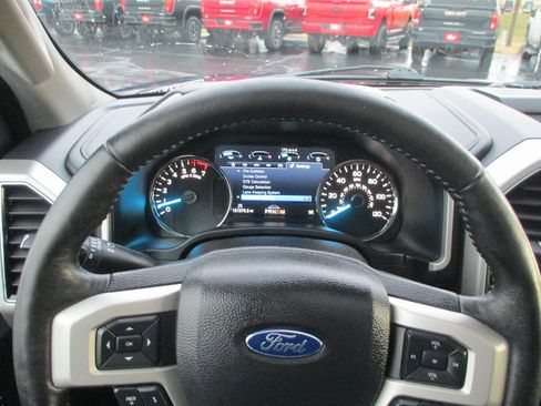 Used 2019 Ford F150 Lariat w/ Equipment Group 502A Luxury image 30