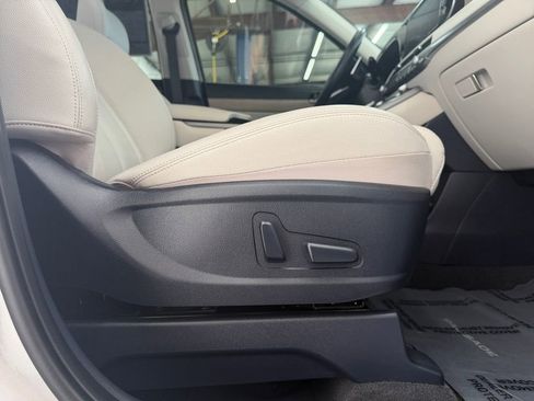 Used 2022 Hyundai Palisade SEL w/ Premium Package FWD image 39