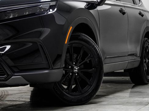 Used 2025 Honda CR-V Sport image 3