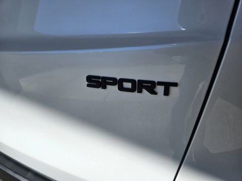 Used 2023 Honda CR-V Sport image 32