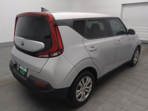 Used 2020 Kia Soul LX image 9