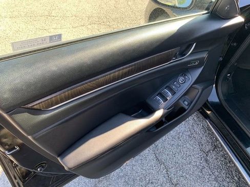 Used 2021 Honda Accord EX-L image 22