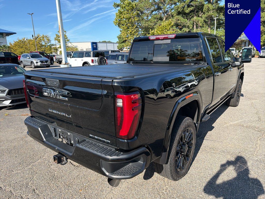 Used 2024 GMC Sierra 2500 Denali Ultimate AWD/4WD image 5