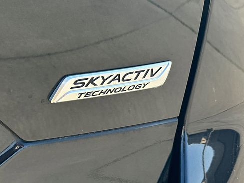 Used 2019 MAZDA CX-5 Touring image 25