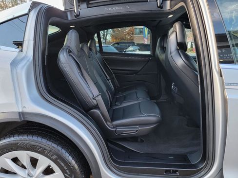 Used 2017 Tesla Model X 75D AWD/4WD image 40
