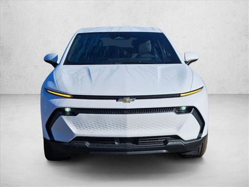 New 2026 Chevrolet Equinox EV LT image 6