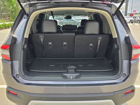 Certified 2025 Honda Pilot EX-L image 12