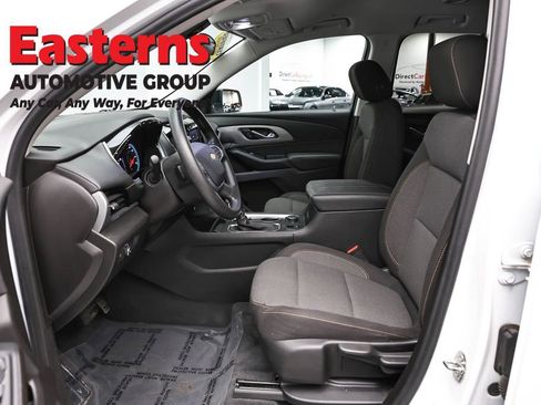 Used 2021 Chevrolet Traverse LS AWD/4WD image 13