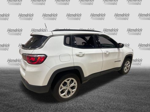 Used 2024 Jeep Compass Latitude AWD/4WD image 43