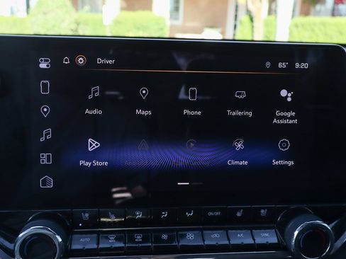 Used 2023 Chevrolet Colorado Z71 w/ Z71 Convenience Package 2 image 35