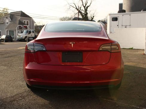 Used 2022 Tesla Model 3 RWD image 6