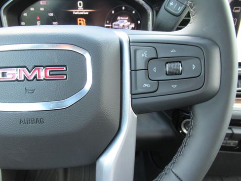 New 2026 GMC Sierra 2500 SLE w/ SLE Value Package; AWD/4WD image 28