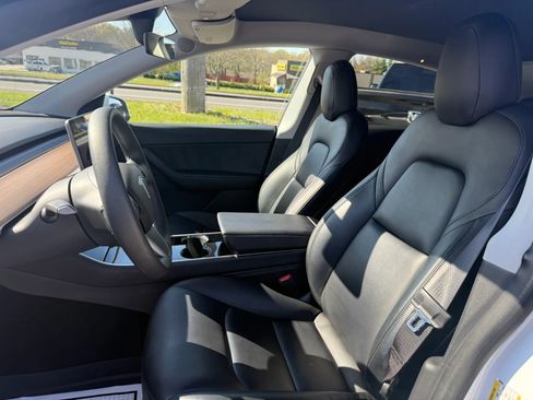 Used 2020 Tesla Model Y Performance image 12