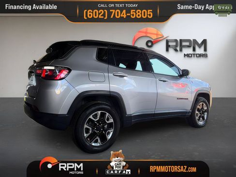 Used 2018 Jeep Compass Trailhawk AWD/4WD image 26