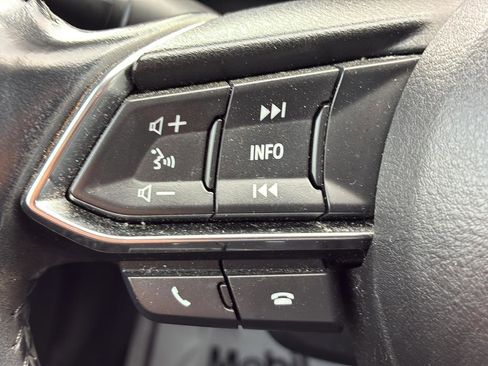 Used 2018 MAZDA MAZDA3 Touring FWD image 20