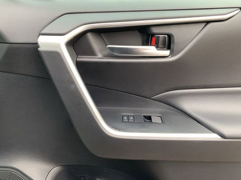 Used 2023 Toyota RAV4 XLE image 19