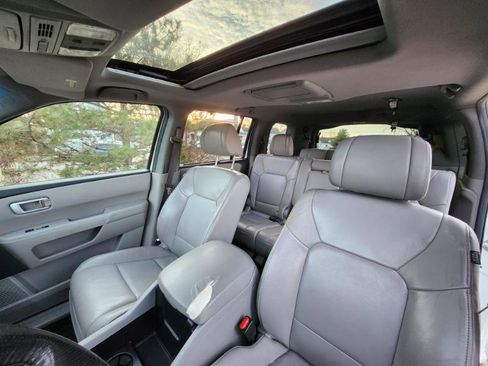 Used 2012 Honda Pilot Touring image 34