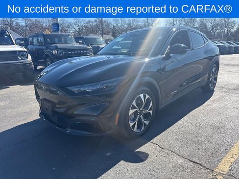 Used 2025 Ford Mustang Mach-E Select w/ Comfort Package Lite image 2