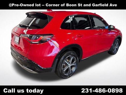 Used 2024 Honda HR-V EX-L image 5