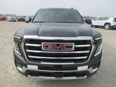New 2026 GMC Yukon XL Elevation w/ Elevation Premium Package image 10