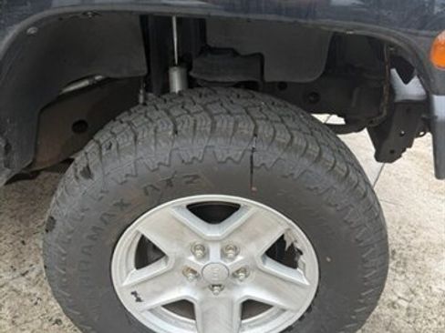 Used 2012 Jeep Wrangler Sport image 6